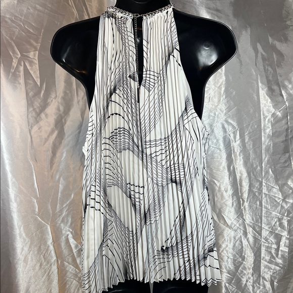 Elie Tahari Black and White Pleated Halter Top - Picture 4 of 6